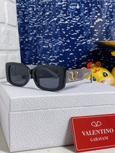 China Replica Valentino Sunglasses 28usd Only